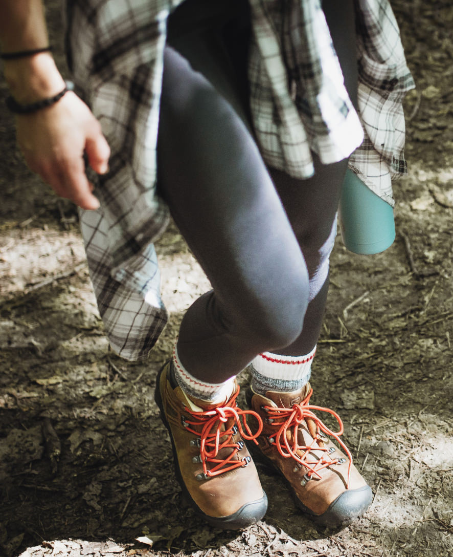 Women's Pyrenees Waterproof Hiking Boot Syrup | Keen