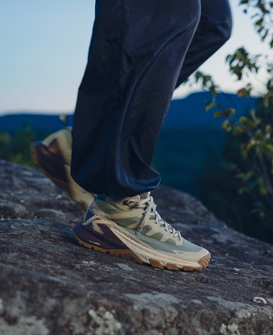 Women's Targhee Apex Waterproof Hiking Boot Abbey Stone/Birch | Keen