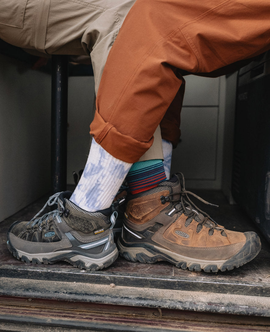 Men's Targhee III Waterproof Mid Black Olive/Golden Brown | Keen