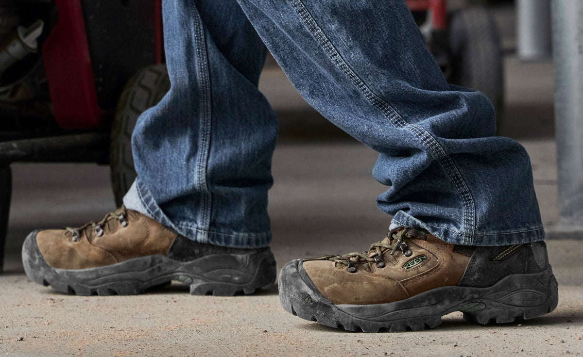 Men's Pittsburgh Energy 6" Waterproof Boot (Carbon Toe) Bison/Black | Keen