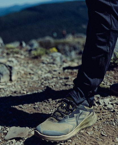 Men's Zionic NXT Waterproof Hiking Shoe Triple Black | Keen