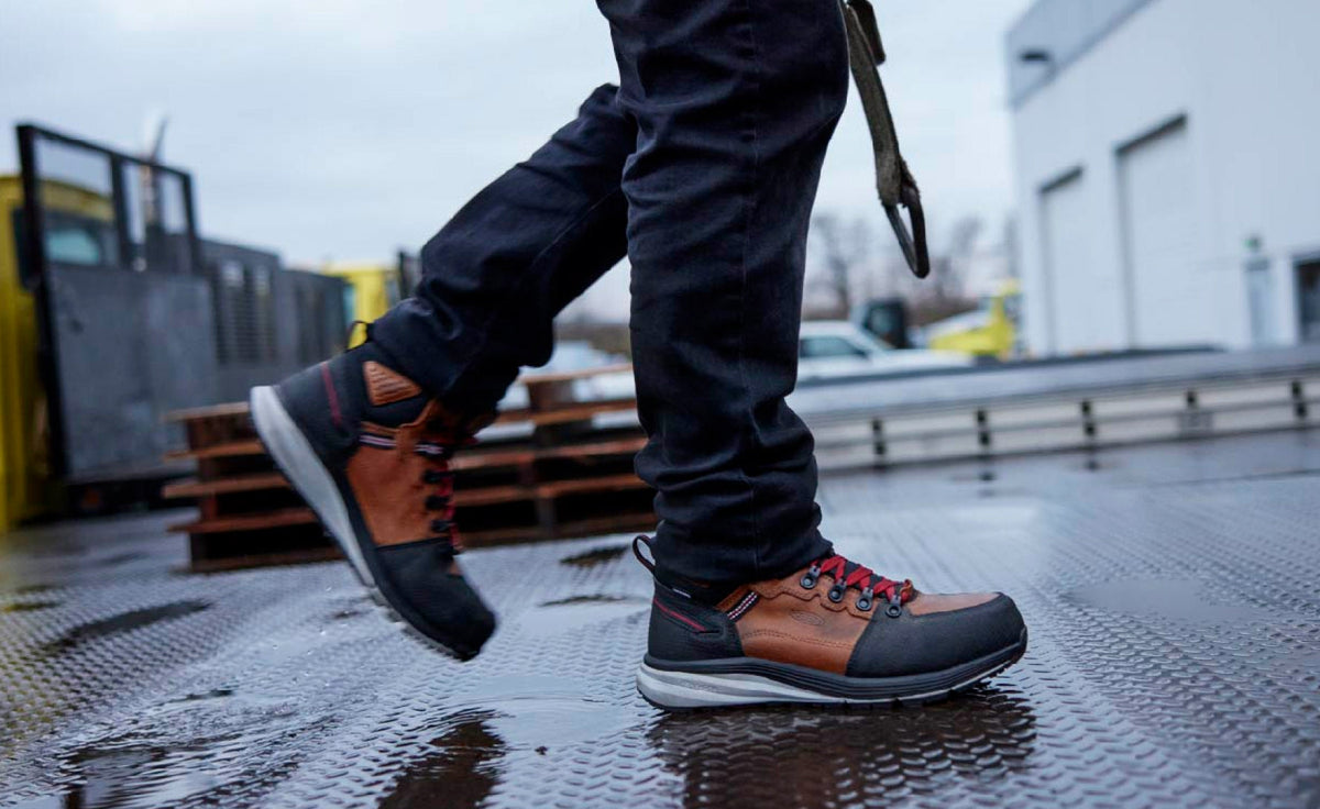 Men's Red Hook Waterproof Boot (Carbon Toe) Tobacco/Black | Keen