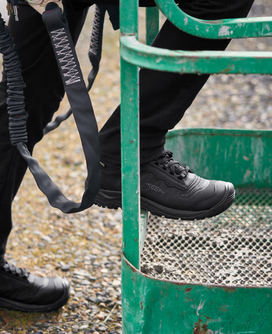 Men's Reno Waterproof Mid (Soft Toe) Black/Black | Keen