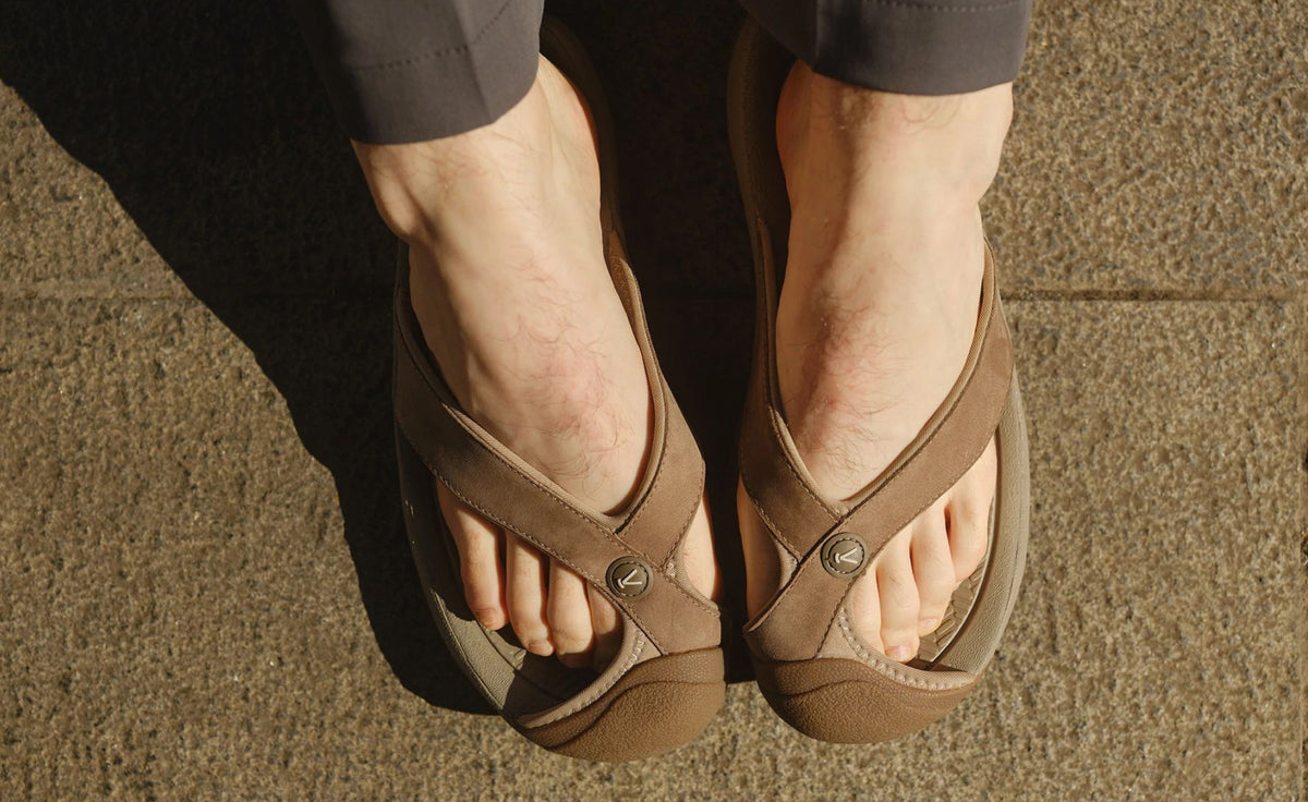 Men's Waimea Leather Flip-Flop Destination Pack | Keen