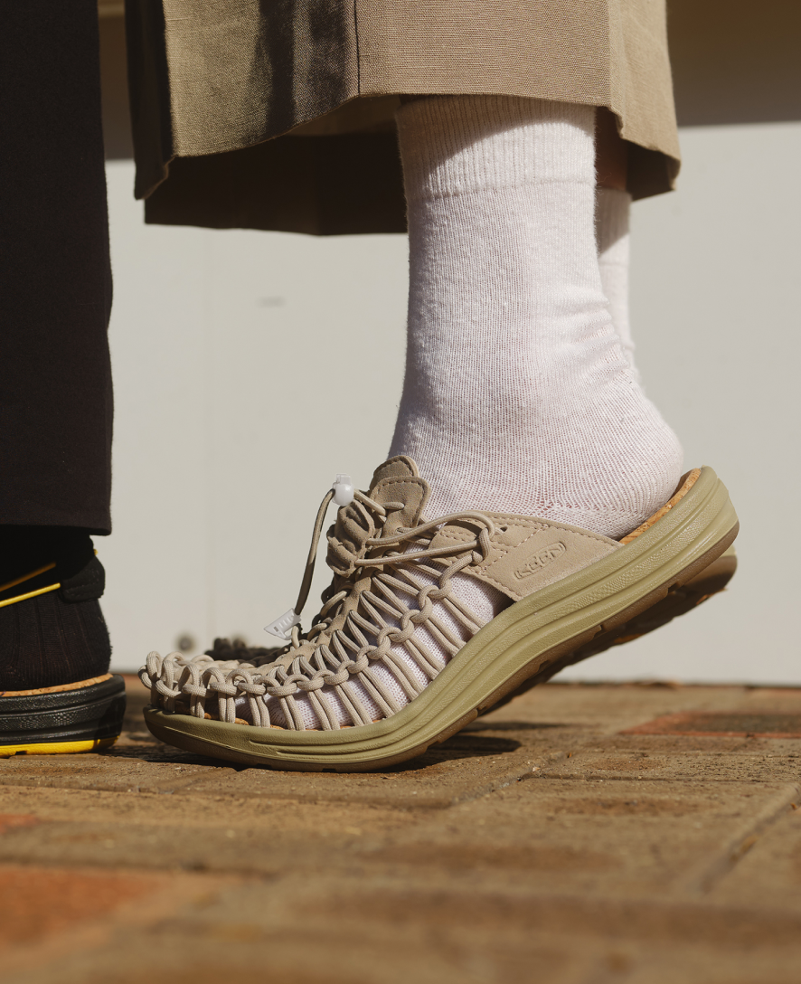 All Gender UNEEK II Convertible Pale Lilac/Plaza Taupe | Keen