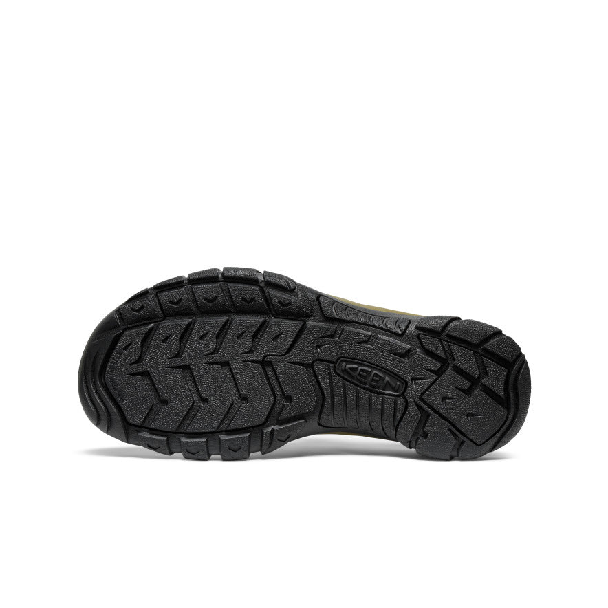 Men's Newport Retro Sandal x Études Studio Etudes Olive | Keen