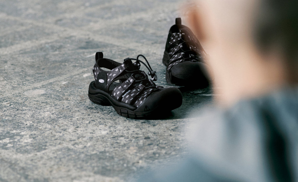 Men's Newport Retro Sandal x Études Studio Etudes Black | Keen