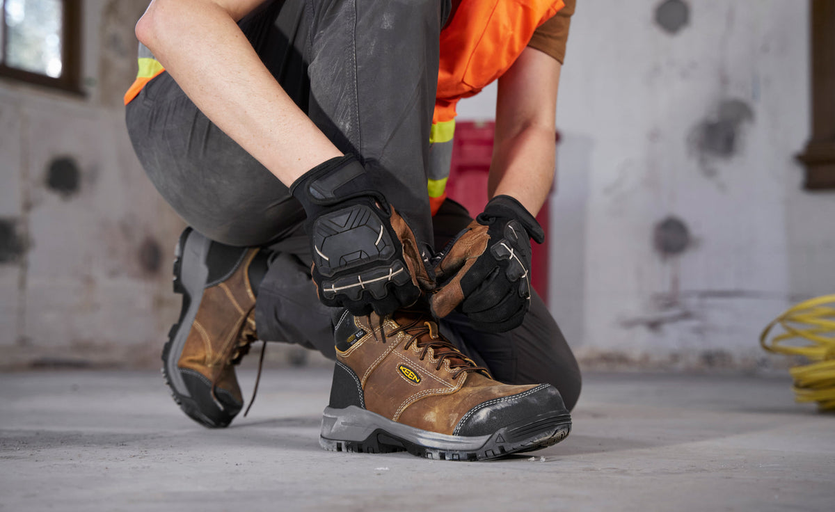 Women's Evanston 6" ESD Boot (Carbon Toe) Bison/Black | Keen