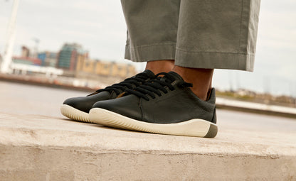 Women's KNX Leather Sneaker Black/Star White | Keen