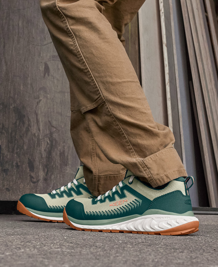 Women's Arvada Work Sneaker (Carbon Toe) Sea Moss/Desert Sage | Keen