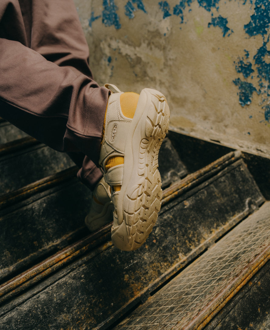 Women's Newport H2 Monochrome/Cameo Rose | Keen